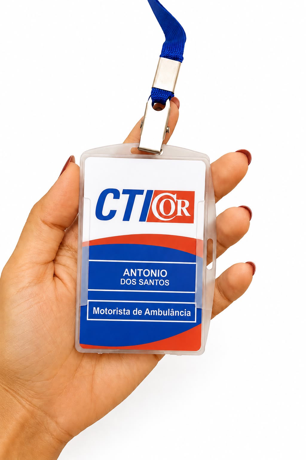 Crachá com protetor rígido